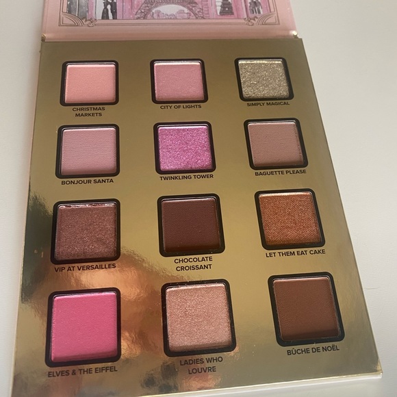 NWOT Too Faced Limited Edition Christmas in Paris Eyeshadow Palette - Picture 4 of 8